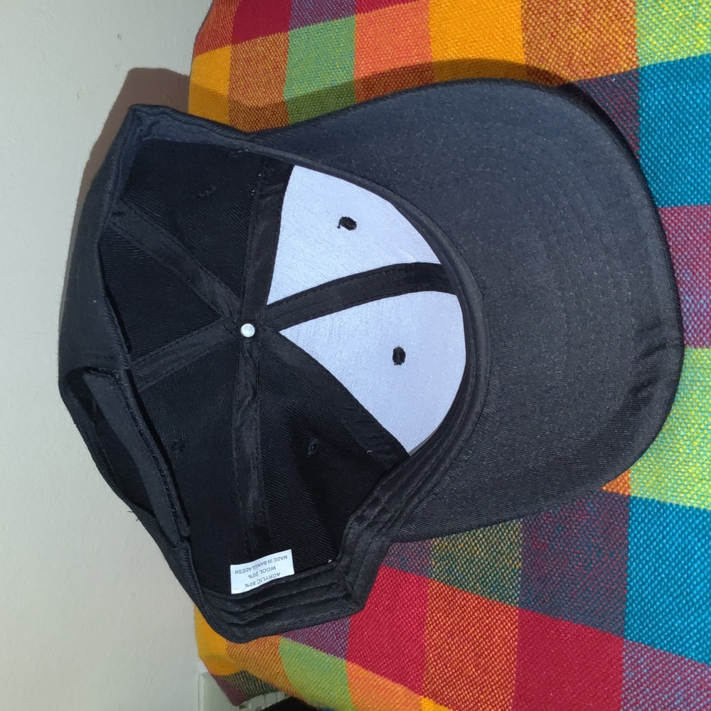 Plain Strap-On Black Hat Cap - image 4